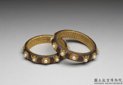 图片[3]-Agarwood bracelet with longevity symbols in pearl-and-gold inlay, Qing dynasty (1644-1911)-China Archive